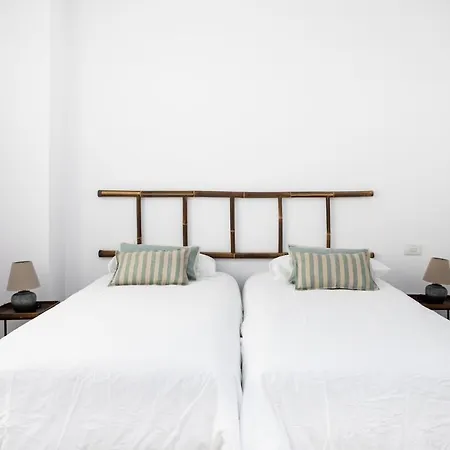 Home2book Charming Center Cruz Διαμέρισμα *